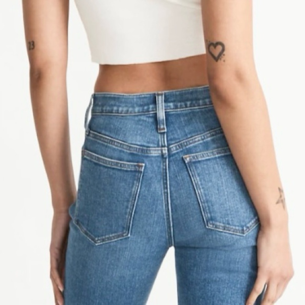 MADEWELL Mid-Rise Kick Out Women's Jeans. Vintage Blue. Size 25 - Picture 5 of 10